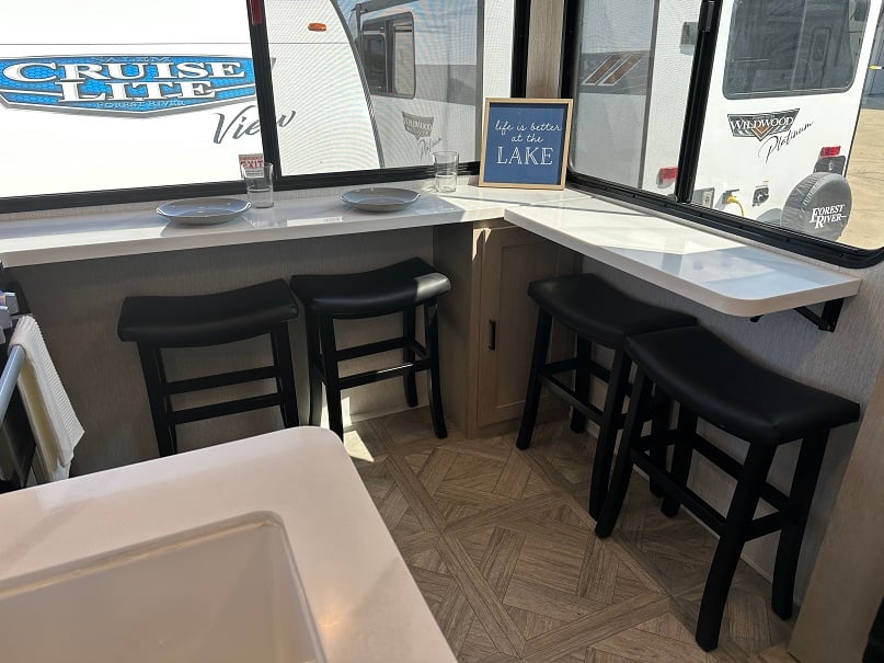 29View Dining