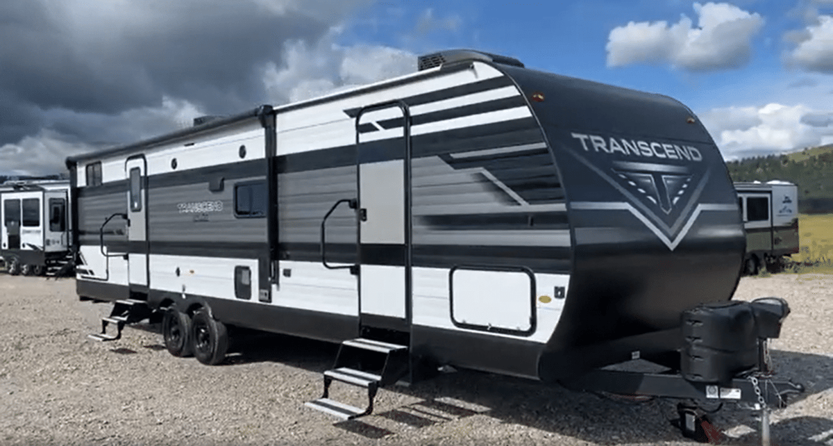 Transcend 321BH exterior