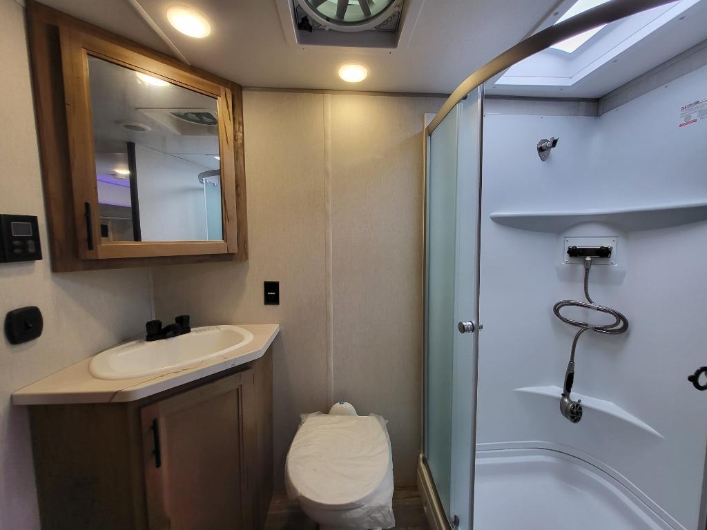 Wolf Pack 320PACK13.5 Bathroom