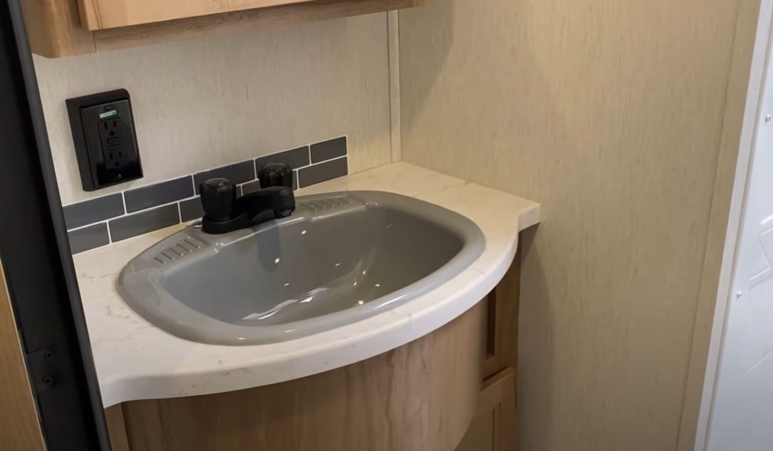 2024 235MBL sink