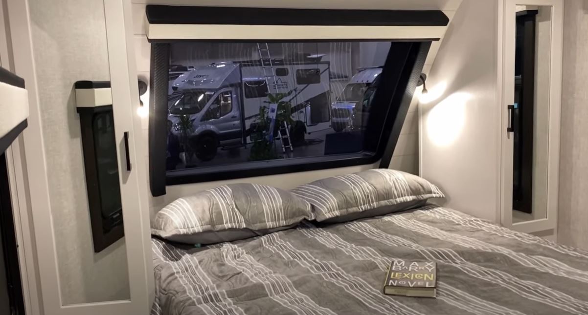 2024 Jayco White Hawk 29RL Bedroom