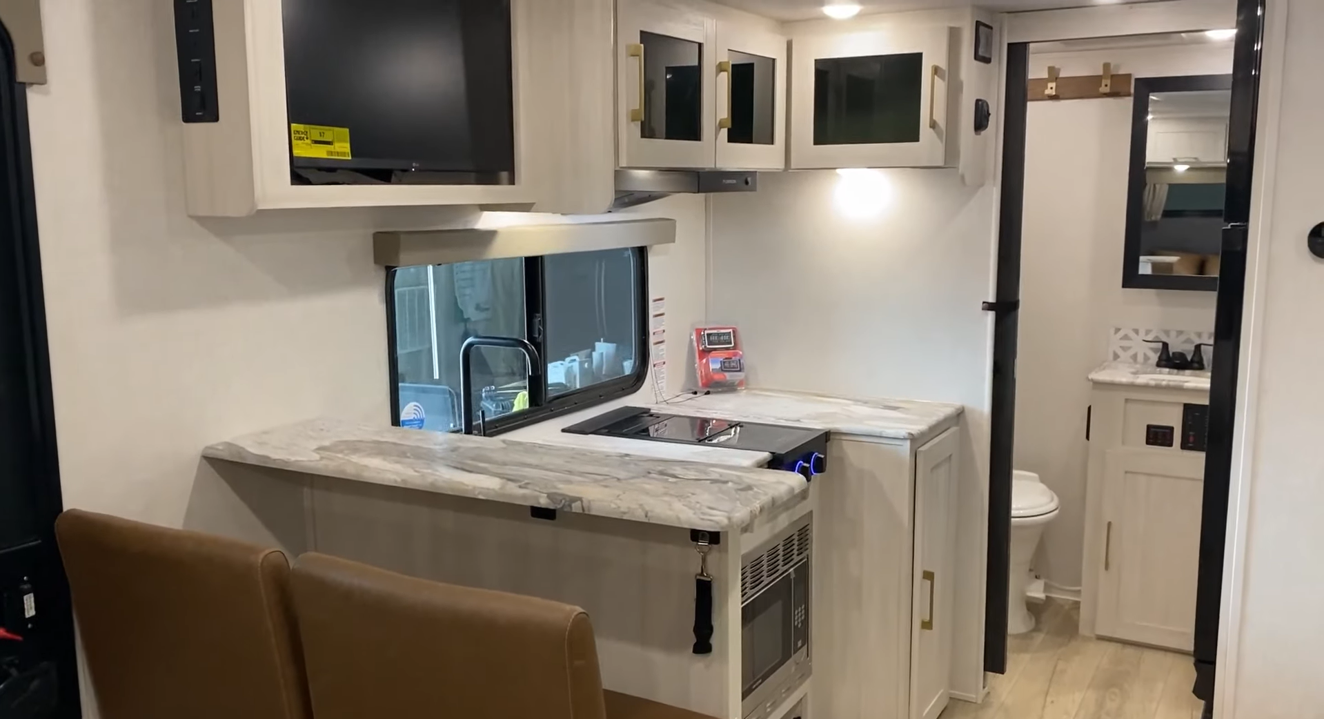 19SSLE Kitchen Space